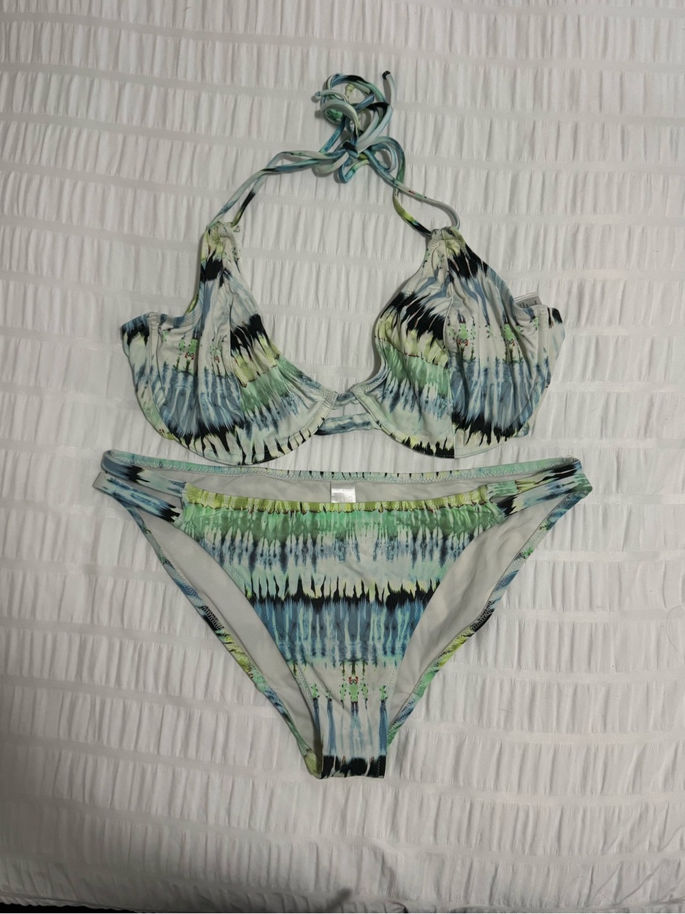 Miss Mandalay The Hills Underwired Halter Bikini Set in Blue and Green